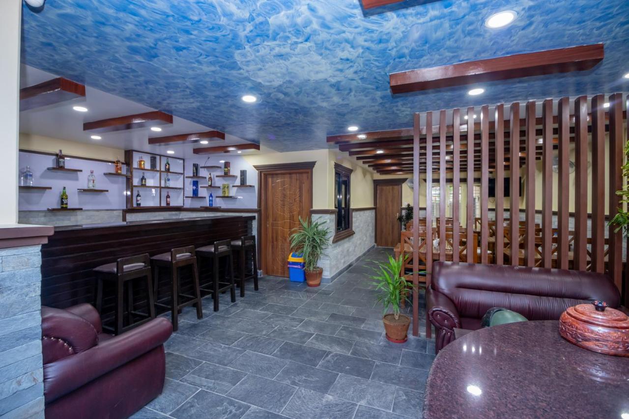 Oyo 253 Hotel Pinnacle Pokhara Luaran gambar